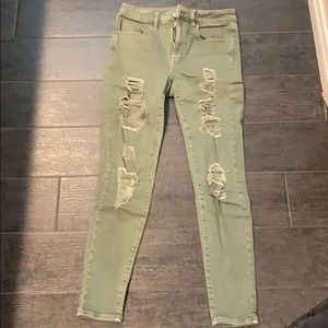 2017 American Eagle distressed hi-rise jegging